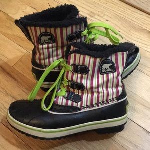 Girls Sorel snow boots